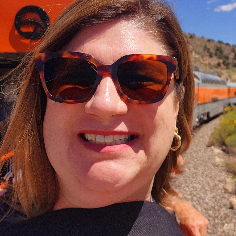 Meet your Posher, Teresa k